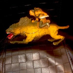 Lord Of The Rings Two Towers Orc Sharku On Warg Action Figure